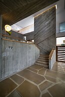 Elma Hotel and Art Complex