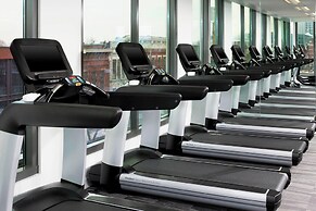 Le Méridien Columbus, The Joseph