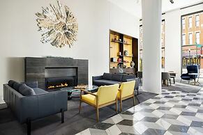 Le Méridien Columbus, The Joseph