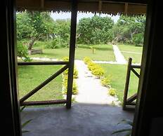 Alofa Beach Bungalows