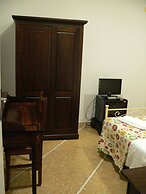 Hotel Santa Costanza