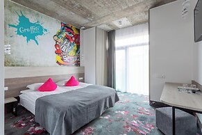Algiro Hotel