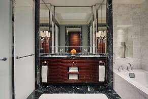 Four Seasons Hotel Bahrain Bay