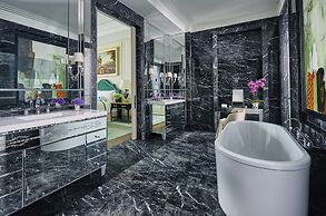 Four Seasons Hotel Bahrain Bay