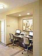 Candlewood Suites Fort Collins by IHG