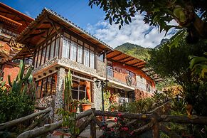 Hosteria Jardines de Chamana
