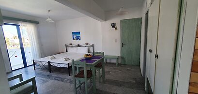 Kaloxenia Apartments