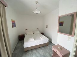 Kaloxenia Apartments