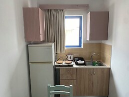 Kaloxenia Apartments