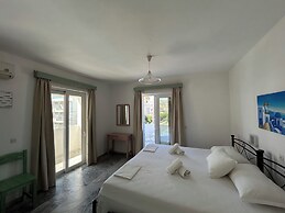 Kaloxenia Apartments