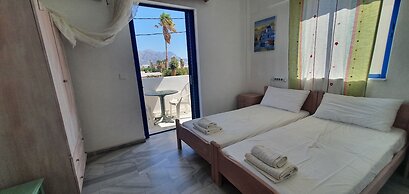 Kaloxenia Apartments