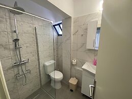 Kaloxenia Apartments