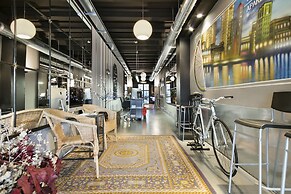 Fira Centric Apartments by gaiarooms