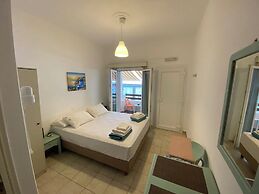 Annoula Studio & Apartments