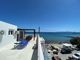 Annoula Studio & Apartments