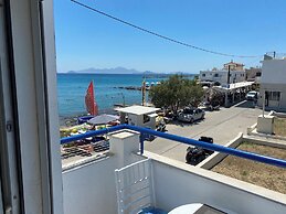 Annoula Studio & Apartments