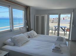 Annoula Studio & Apartments