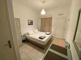 Annoula Studio & Apartments