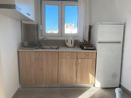 Annoula Studio & Apartments