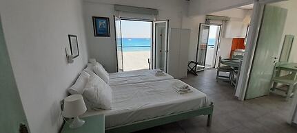 Annoula Studio & Apartments