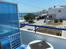 Annoula Studio & Apartments