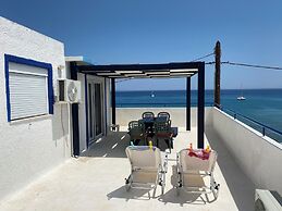 Annoula Studio & Apartments