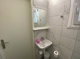 Annoula Studio & Apartments