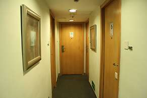 Mingle Place At The Eden