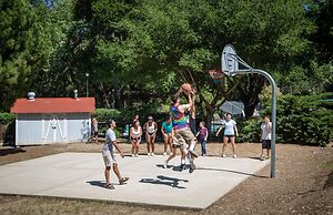 Rancho Oso RV & Camping Resort