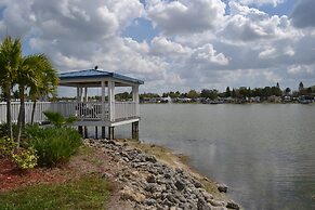 Winter Quarters Encore Manatee RV Resort