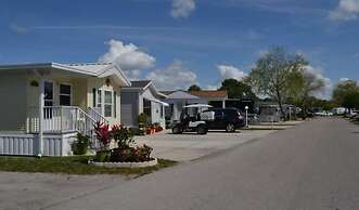 Winter Quarters Encore Manatee RV Resort