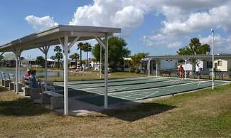 Winter Quarters Encore Manatee RV Resort