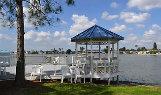 Winter Quarters Encore Manatee RV Resort