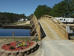 Twin Lakes RV & Camping Resort