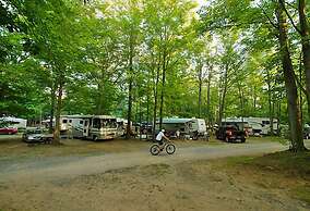 Brennan Beach RV Resort - Caravan Park