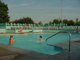 Brennan Beach RV Resort - Caravan Park