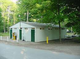 Brennan Beach RV Resort - Caravan Park