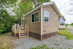 Circle M RV & Camping Resort - Caravan Park