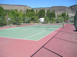 Crescent Bar RV Resort