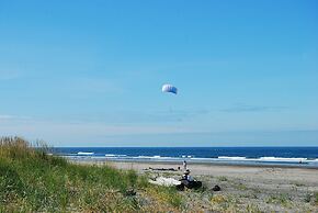 Long Beach RV & Camping Resort