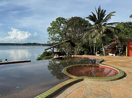 Koh Mak Buri Hut Natural Resort