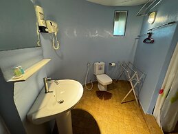 Koh Mak Buri Hut Natural Resort