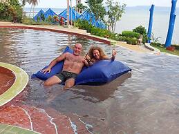 Koh Mak Buri Hut Natural Resort