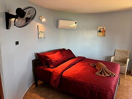 Koh Mak Buri Hut Natural Resort