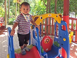 Koh Mak Buri Hut Natural Resort