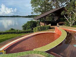 Koh Mak Buri Hut Natural Resort