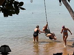 Koh Mak Buri Hut Natural Resort