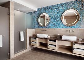 Pasadena Hotel & Pool