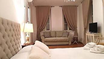 Barbacan Boutique Hotel