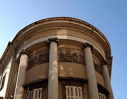 Barbacan Boutique Hotel